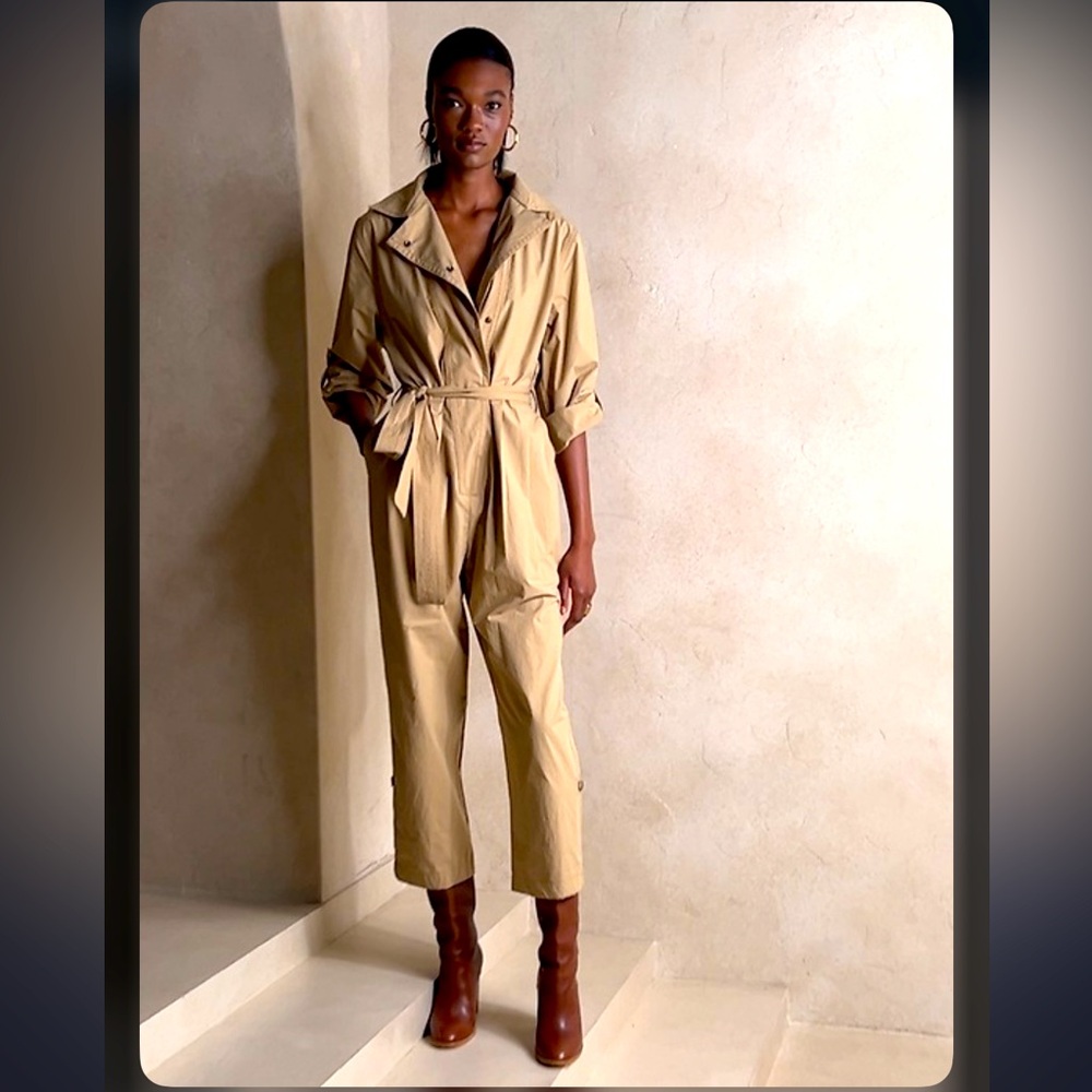 NWT Banana Republic Finely Poplin Jumpsuit